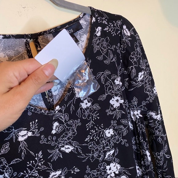 NEW ELLOS Tie Sleeve V-Neck Tunic Sz 10 - Picture 4 of 6